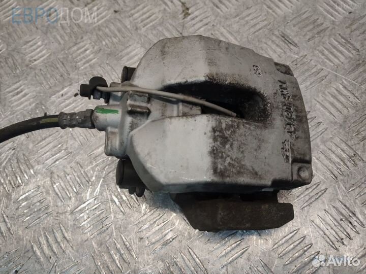 Суппорт задний правый на BMW E70 LCI s1138803