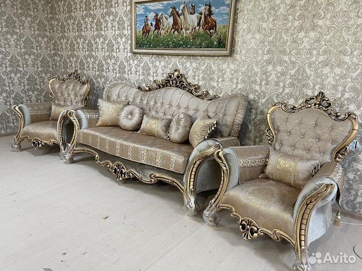 Мягкая мебель Королевский