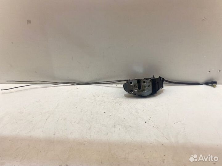 Замок боковой двери задний левый Kia Spectra седан