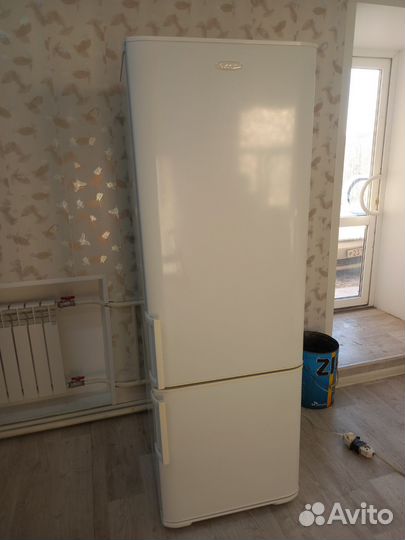 Холодильник бирюса 127