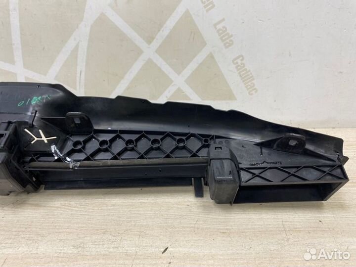 Воздуховод радиатора нижний Bmw X5 G05 2019-2023