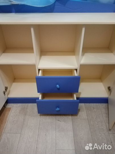 Стеллаж детский