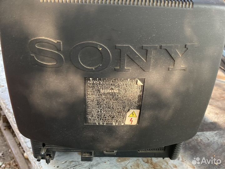 Телевизор sony и утюг