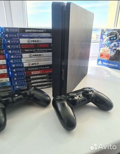 Sony PS4 Pro 1Tb + 2 дж + Horizont