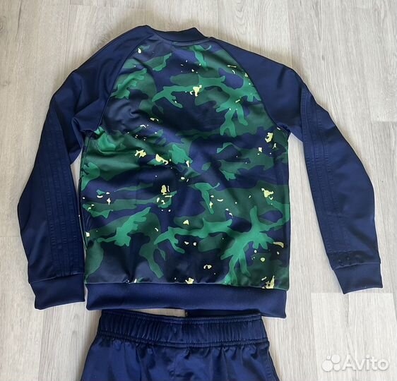 Спортивный костюм adidas для мальчика 152