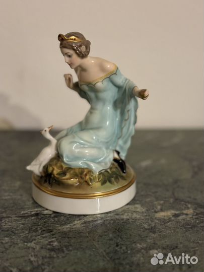 Фарфоровые статуэтки