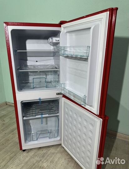 Холодильник RF-140 мини красный
