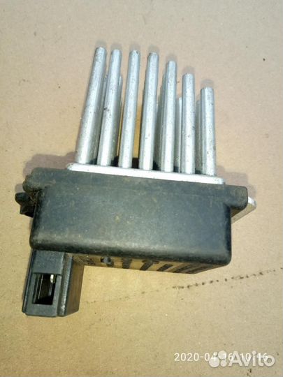 Резистор отопителя Audi A6/RS6/S6