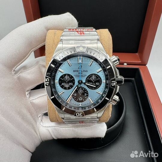 Часы Breitling Chronomat