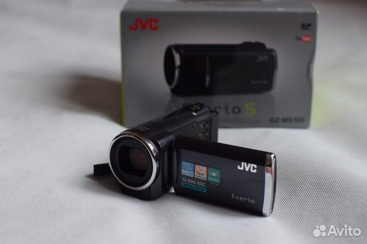 Видеокамера JVC Everio GZ-MS150
