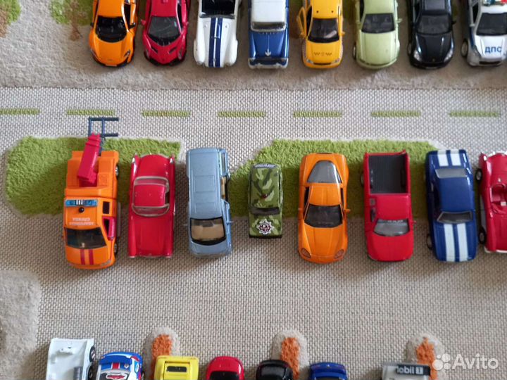 Машинки новые и старые 1/34