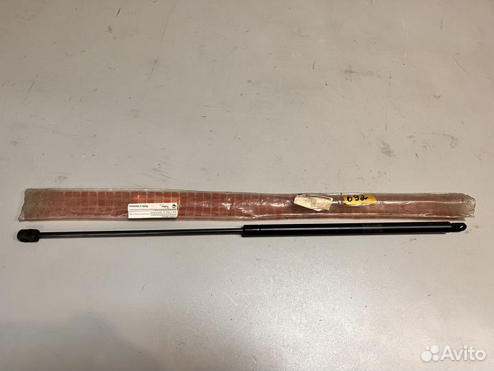 Амортизатор капота / audi A-6 05 Febi