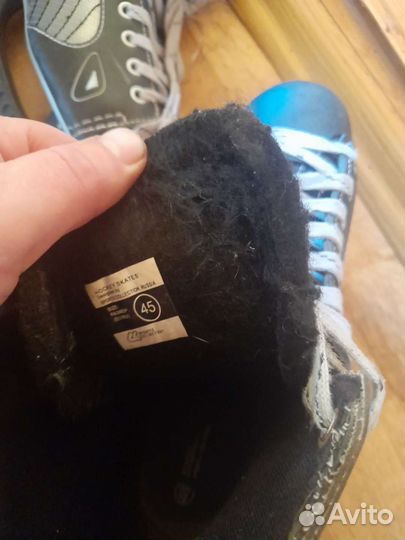 Коньки хоккейные