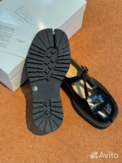 Лоферы Maison Margiela Tabi Mary Jane