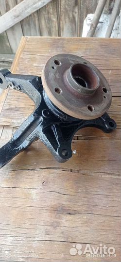 Поворотный кулак Chery Tiggo 3 2018г/вып.б/у