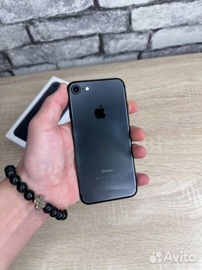 iPhone 7, 32 ГБ