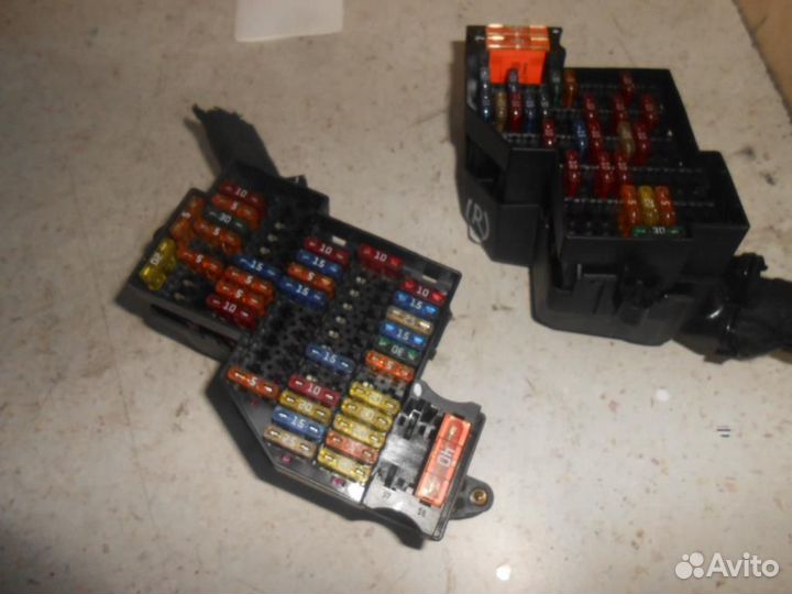 Блок предохранителей Volkswagen Touareg