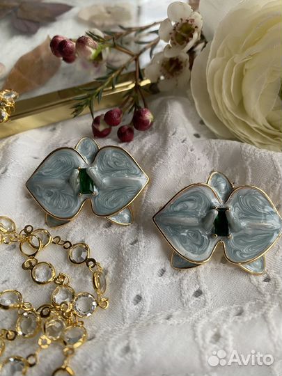 Серьги цветок орхидеи эмаль