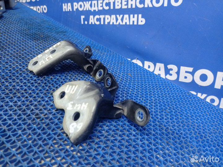 Петля двери Hyundai Solaris 1 хэтчбек G4FA 2012