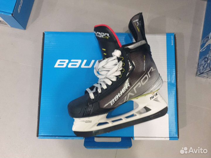 Хоккейные коньки bauer vapor hyperlite SR