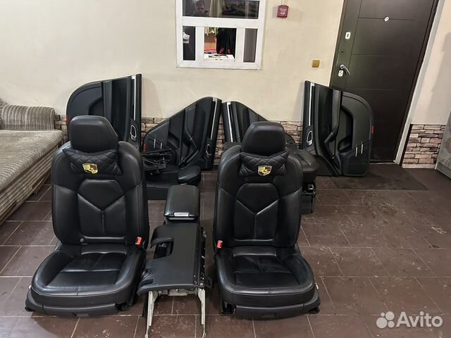 Салон от Porsche Cayenne