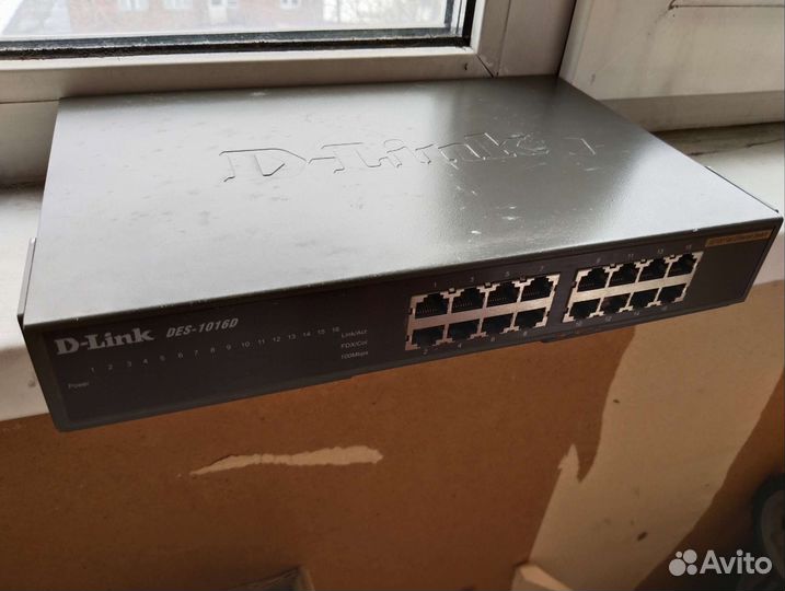 Коммутатор D-Link DES-1016D