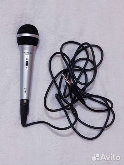 Микрофон для караоке проводной