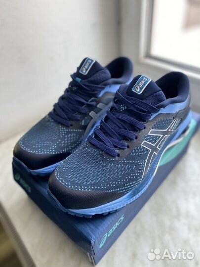 Кроссовки Asics Gel Kayano 28