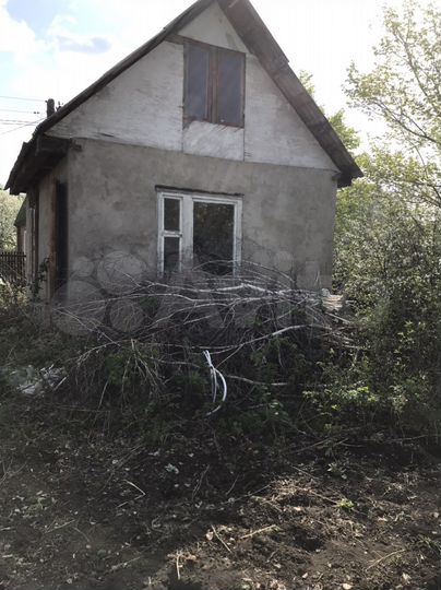 Дача 20 м² на участке 6 сот.