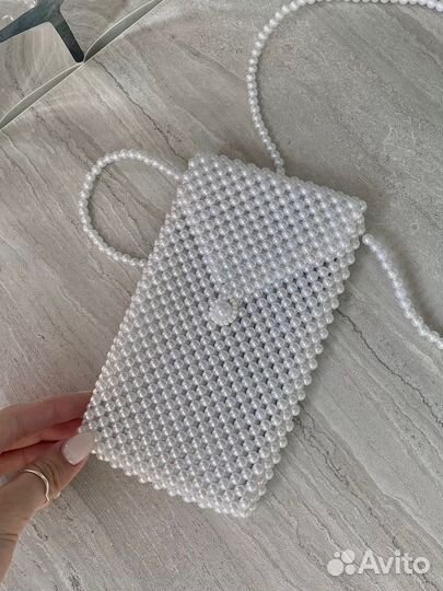 Сумка чехол для телефона из бусин