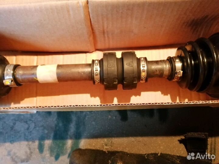 Привод в сборе Nissan Note 1.5D с подвесным подшип