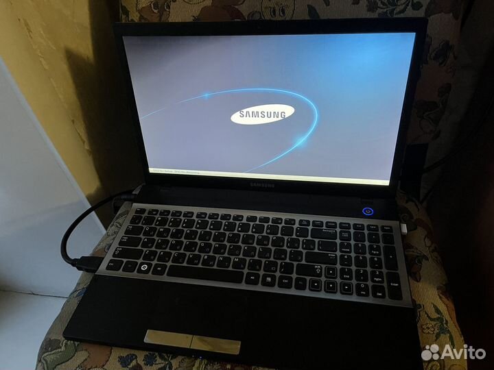 Ноутбук Samsung