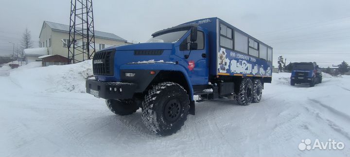 Водитель категории D, Водитель вахтового автобуса