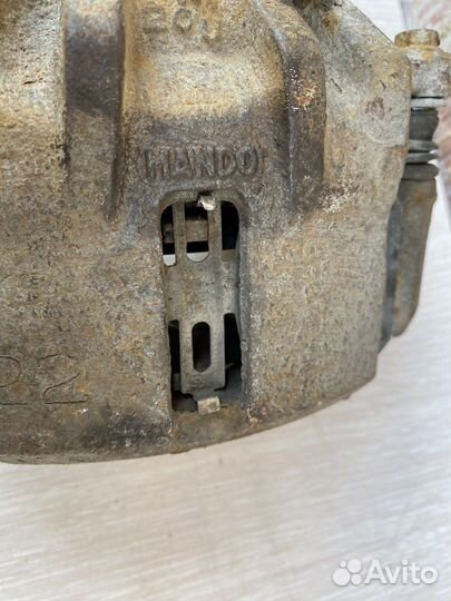 Суппорт передний левый hyundai elantra 3 xd