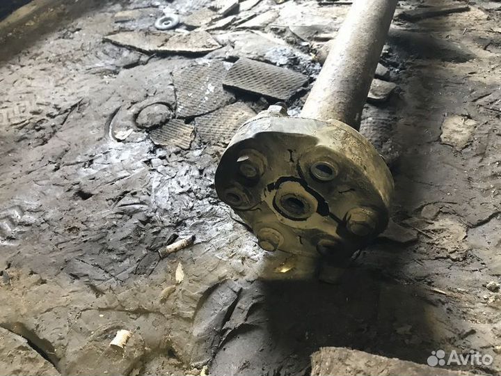 Вал карданный задний Cadillac SRX