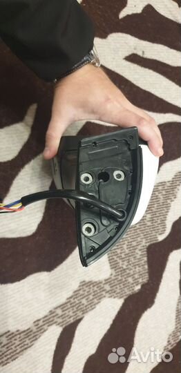 Боковое зеркало на Kia Cerato