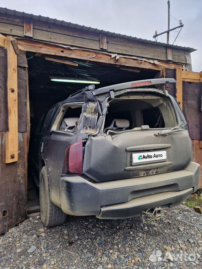 Infiniti QX56 5.6 AT, 2004, битый, 280 000 км