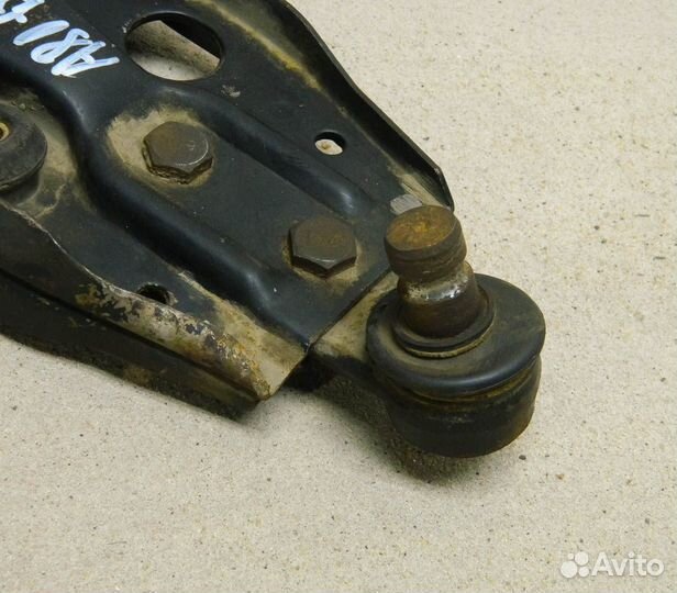 Рычаг передний левый Audi 80 B3 JP-group