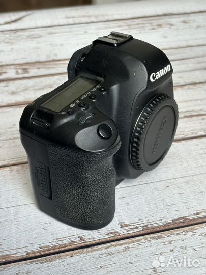 Canon eos 5D mark II body