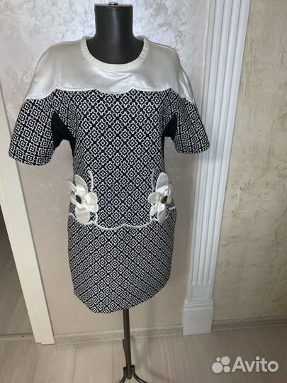 Платье Prada