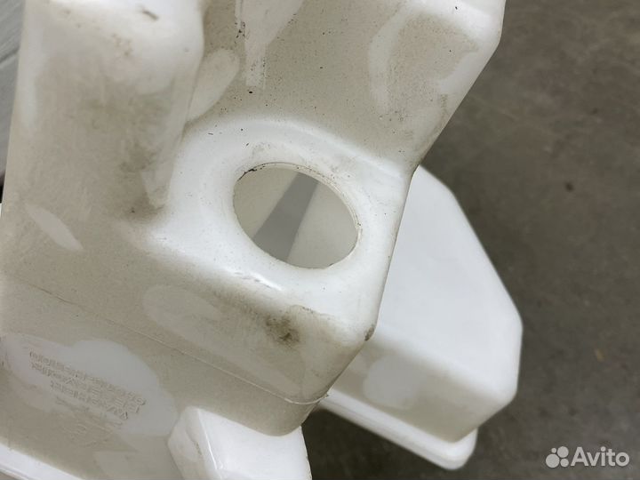 Hyundai solaris 2 бачек омывателя