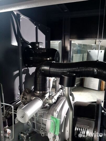 Безмасляный винтовой компрессор двухступенчатый