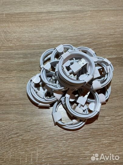 Кабель для зарядки iPhone USB - Lightning