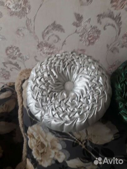 Диванные подушечки