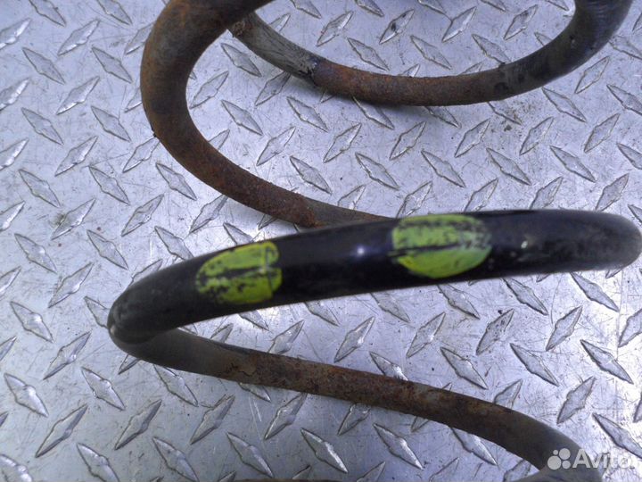 Пружина задняя Kia Sorento 1 (JC)