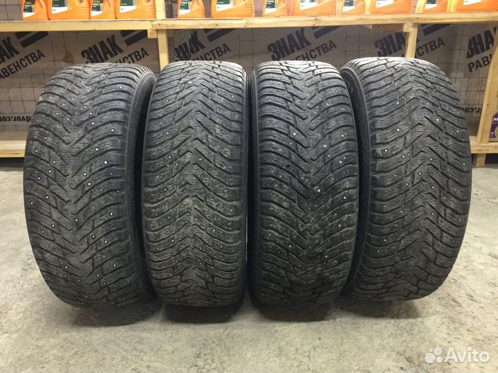 Nokian Tyres Hakkapeliitta 8 SUV 265/60 R18 114T