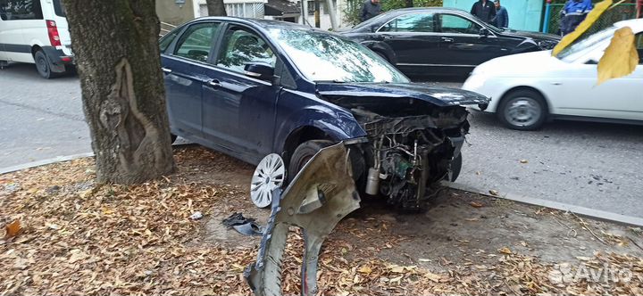 Ford Focus 1.6 AT, 2009, битый, 308 000 км