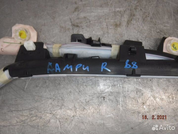 Подушка безопасности правая Toyota Camry 50 2AR