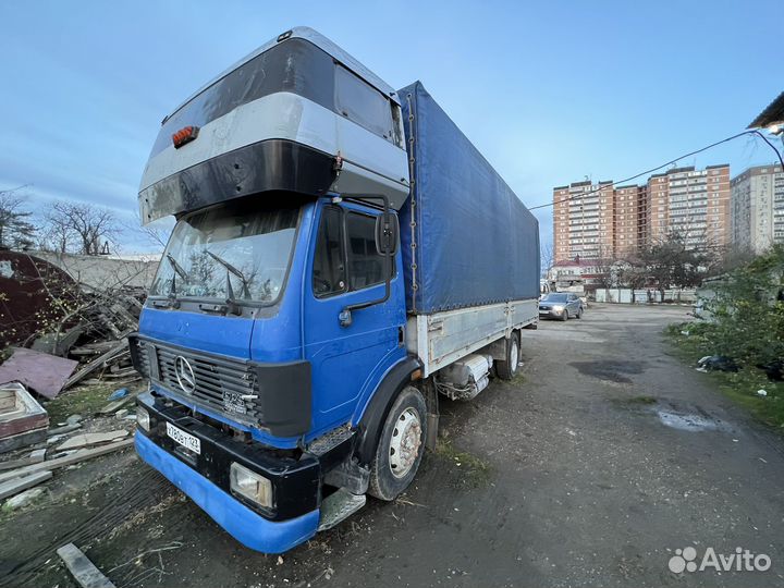 Mercedes-Benz 1733, 1990