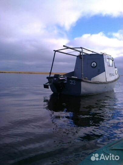 Катер пластиковый с плм